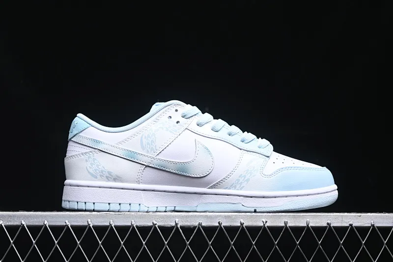 All Categories Nk SB Dunk Series Nk SB Dunk Low Low-top sneakers Nk Dunk low Year of the Dragon Limited Royal Dragon Blue and White White and Blue New Chinese style Low-top casual sneakers DV0833-104